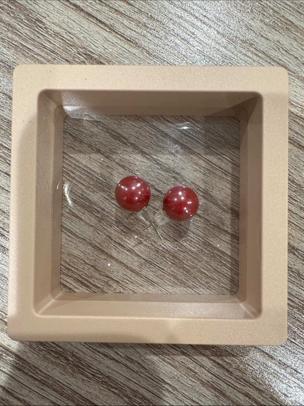 Classic Red cinnabar Stud Earrings - 10 mm